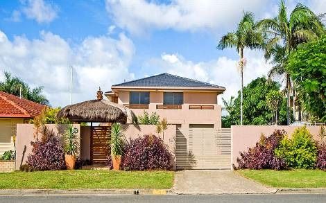 14 Markham Avenue, Runaway Bay, QLD 4216