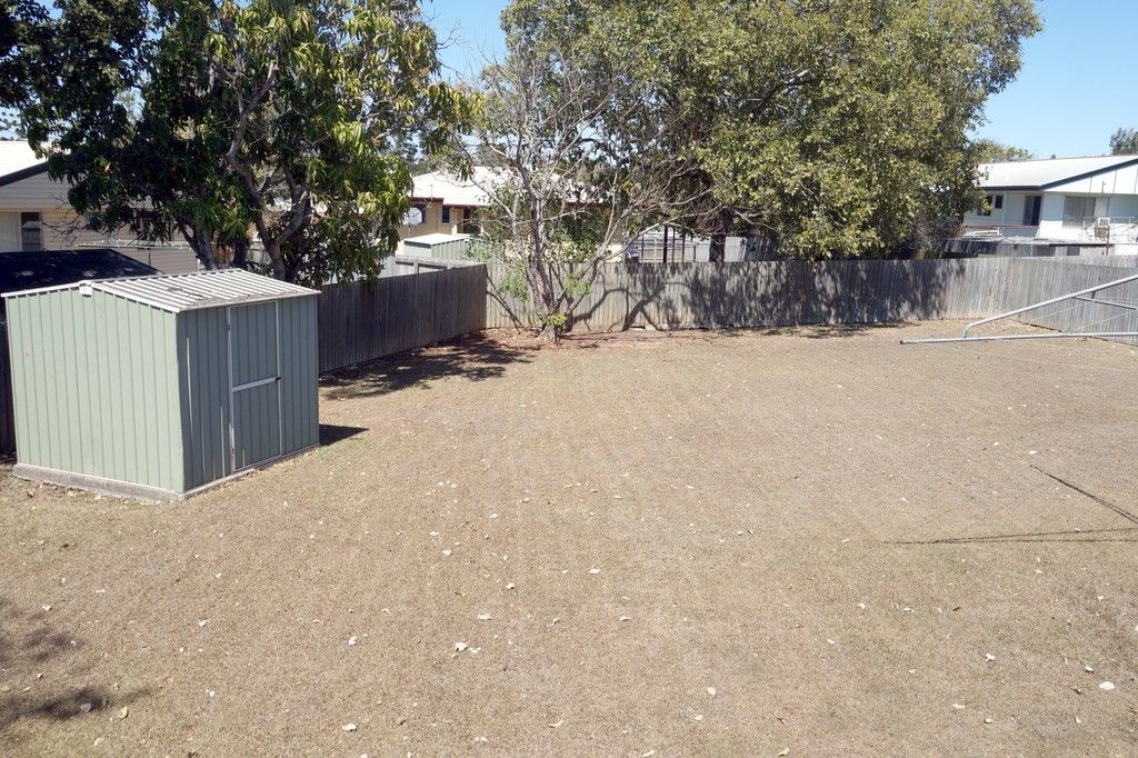 7 Muirhead Street, Clinton, QLD 4680