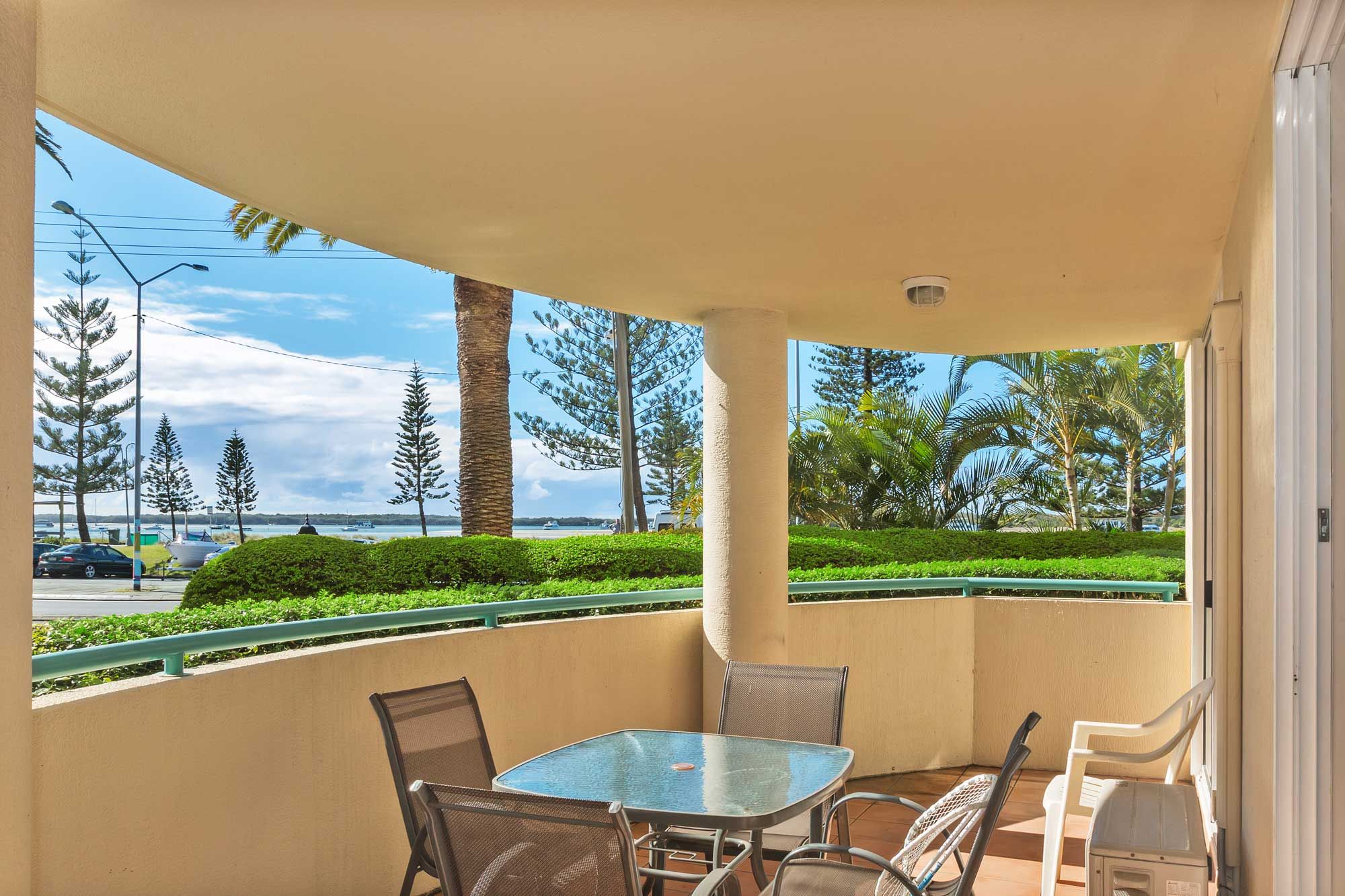 2/484 Marine Parade, Biggera Waters, QLD 4216