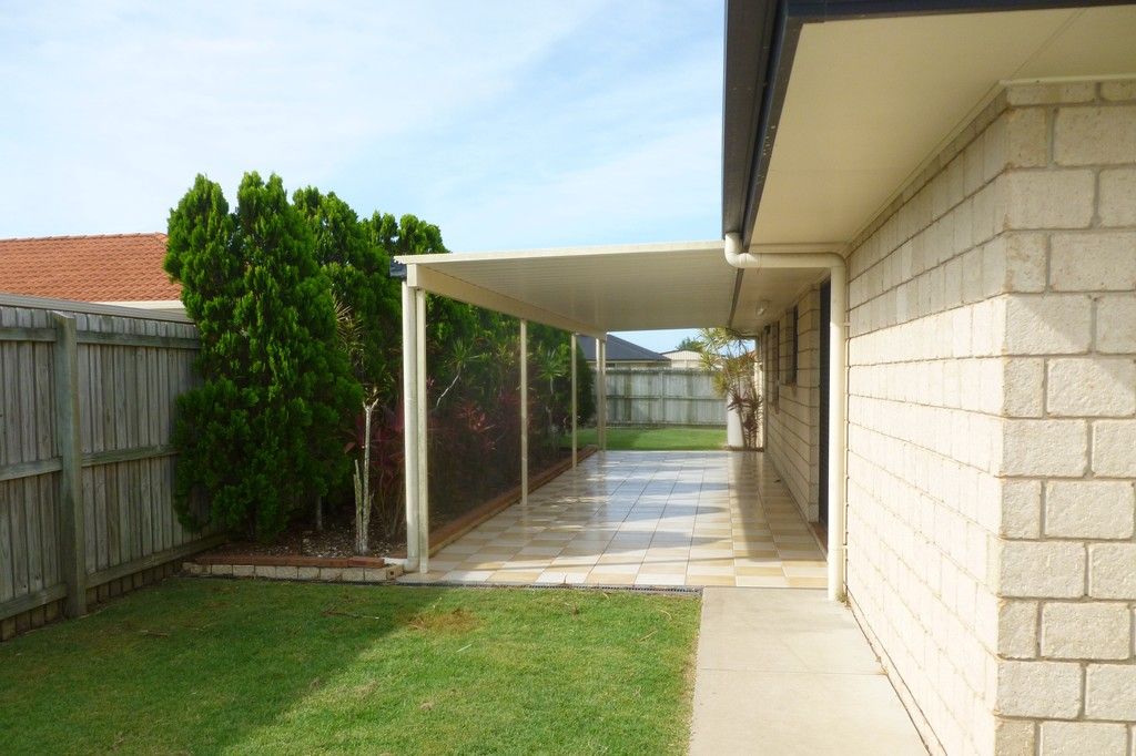 1 Abbey Court, KAWUNGAN, QLD 4655