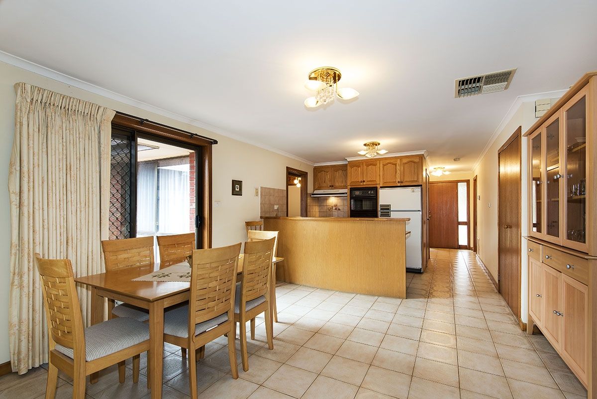 23 Telopea Crescent, Mill Park, VIC 3082