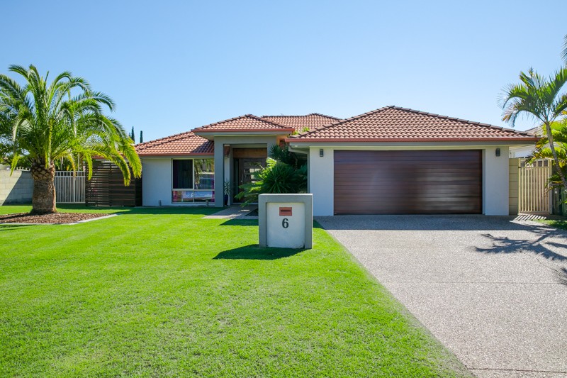 6 Grande Terrace, HELENSVALE, QLD 4212