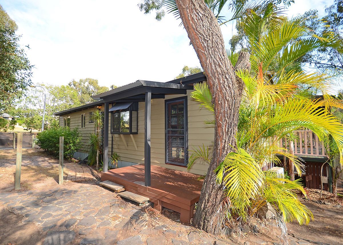 415 Boat Harbour Drive, Torquay QLD 4655