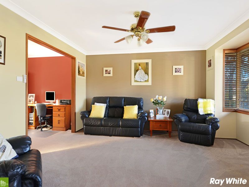 42 Gloucester Circuit, Albion Park, NSW 2527