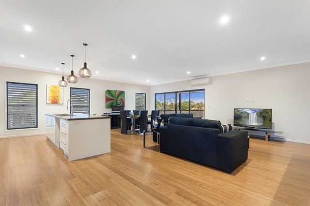25 Thomas Street, Grange, QLD 4051