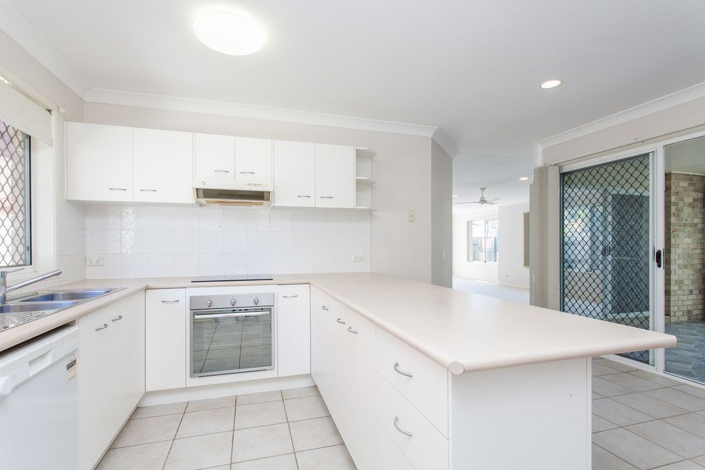 67 Mulgrave Cst, Forest Lake, QLD 4078