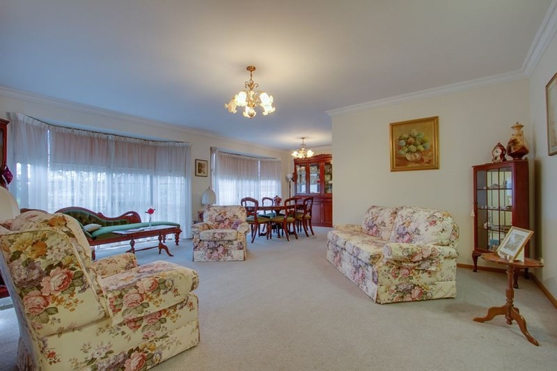 38 Linsley Way, Wantirna, VIC 3152