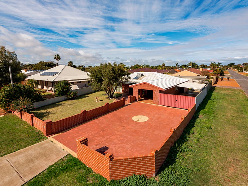 16 Fuller Street, Bluff Point, WA 6530