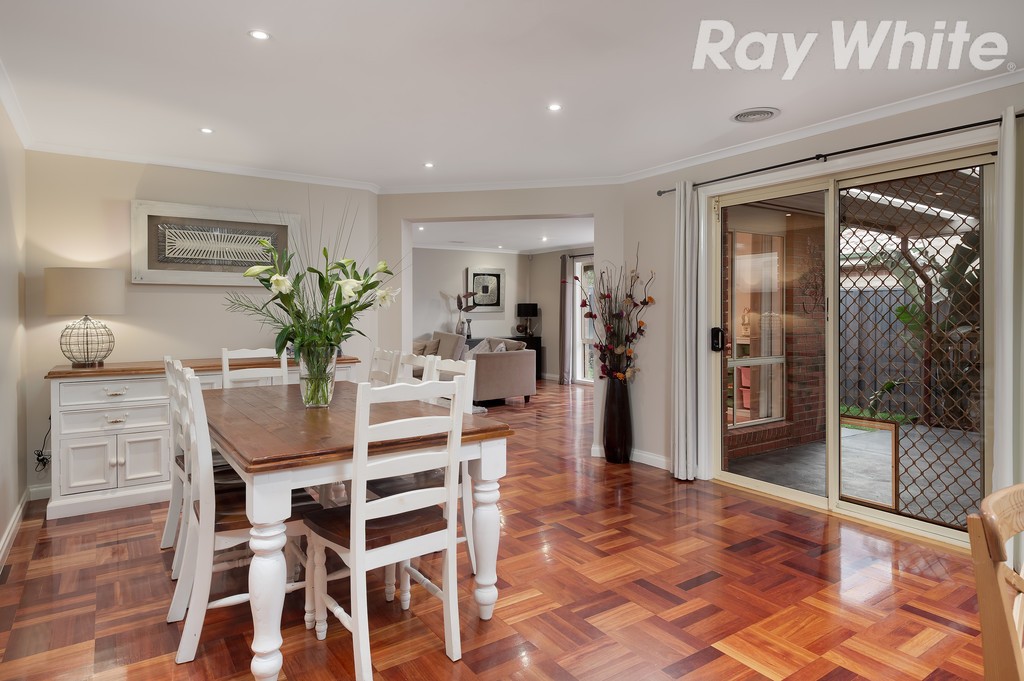 17 Robusta Avenue, Bundoora, VIC 3083
