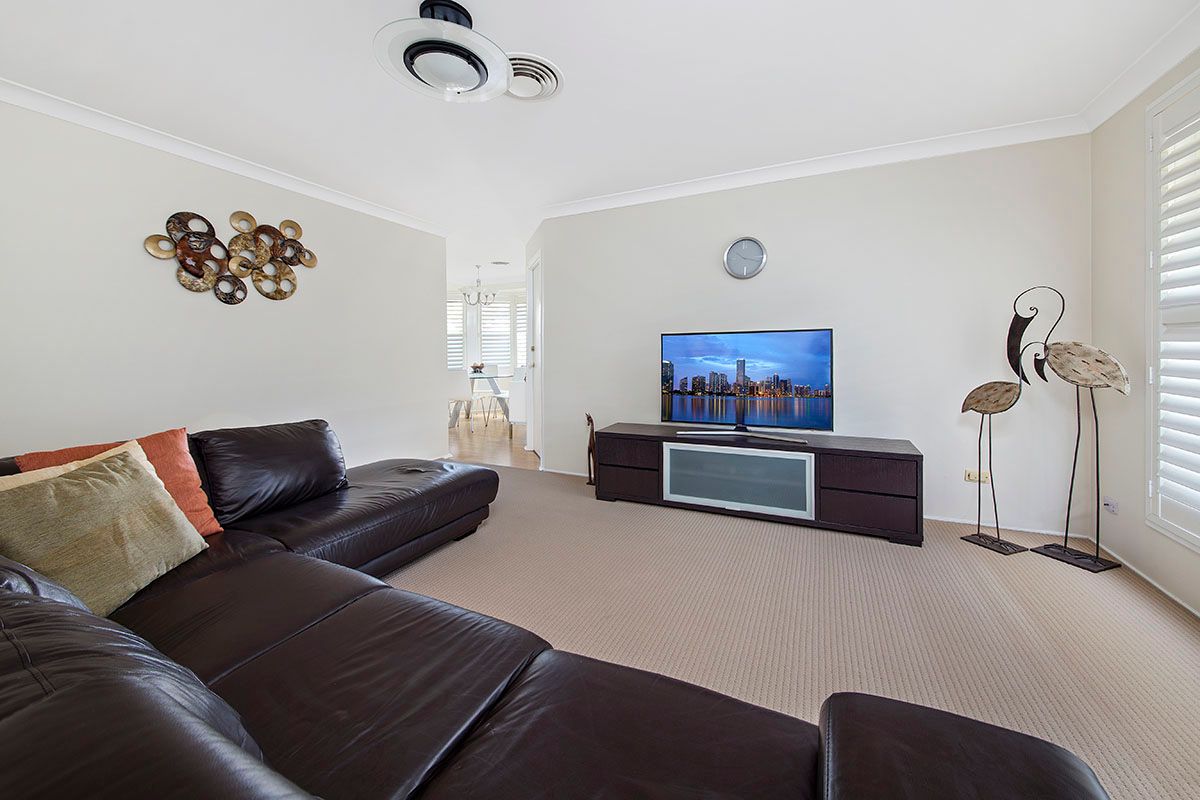 4 Bray Grove, Menai, NSW 2234