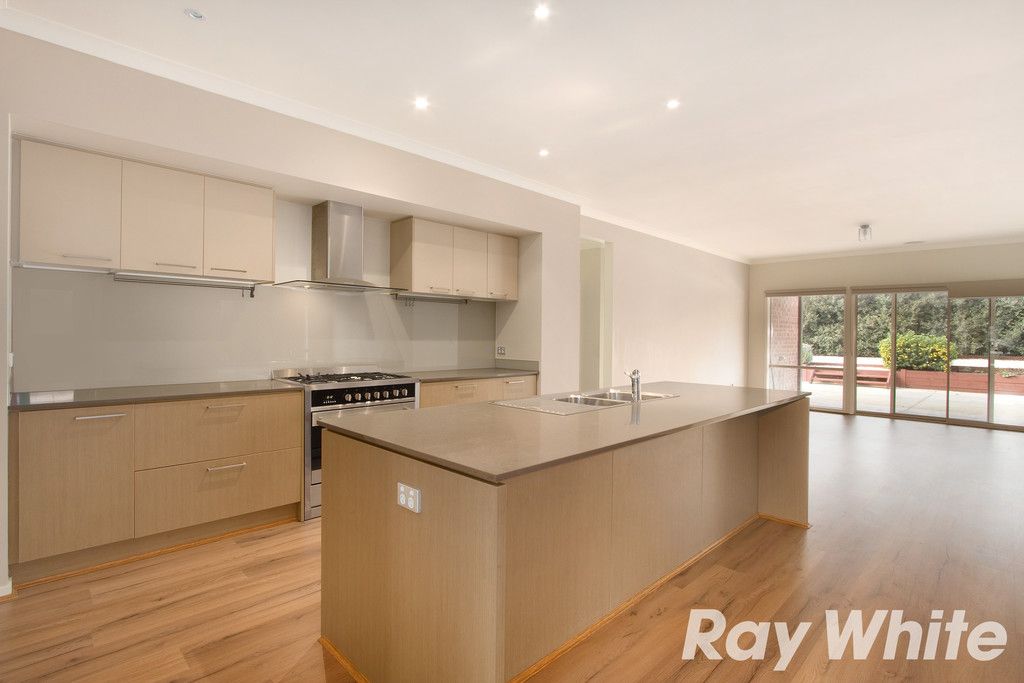 3 Gobbo Place, Pakenham, VIC 3810