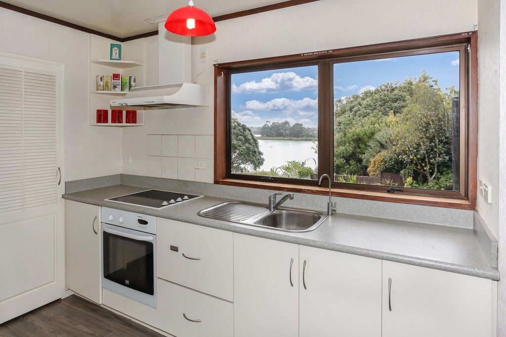 17 Riverside Drive, Waiuku, Franklin