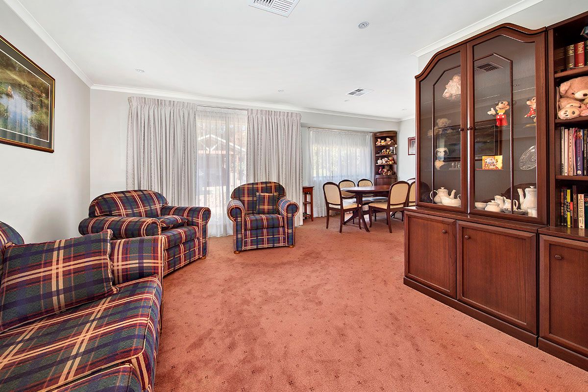 8 Ironbark Close, Alfords Point, NSW 2234