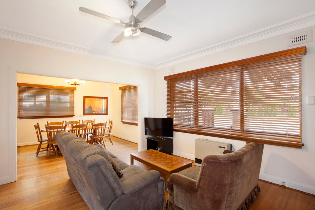 62 Murrumbeena Crescent, Murrumbeena, VIC 3163