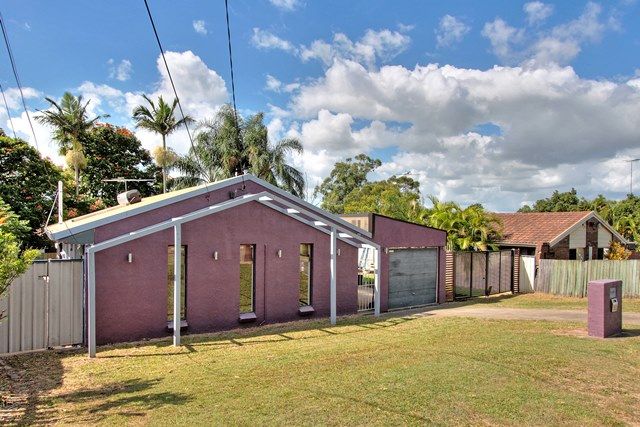 11 Knightsbridge Crescent, Rochedale South, QLD 4123