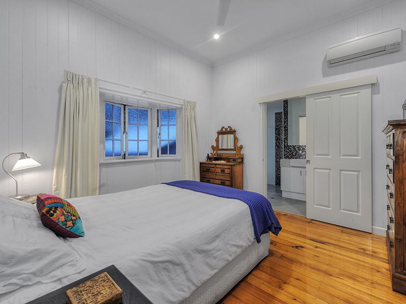 344 Wynnum Road, Norman Park, QLD 4170