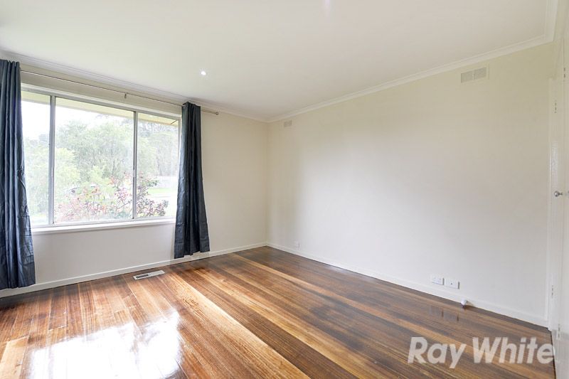 6 Yarana Street, FERNTREE GULLY, VIC 3156