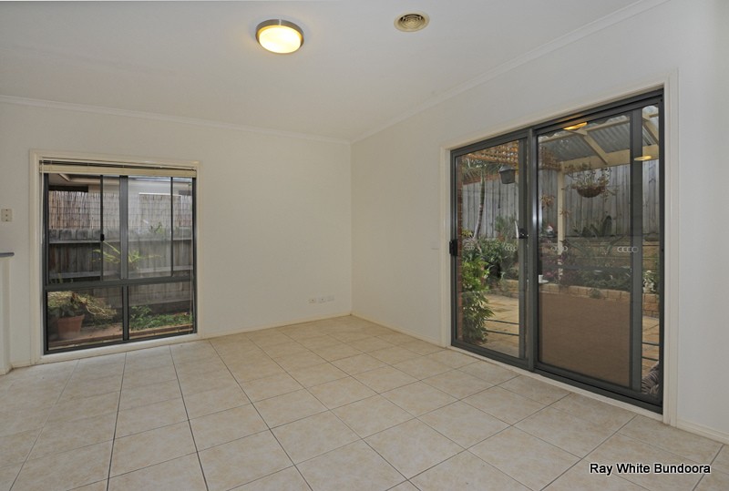 14 Wisteria Drive, BUNDOORA, VIC 3083