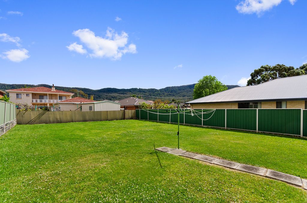 4 Tobruk Avenue, Fairy Meadow, NSW 2519