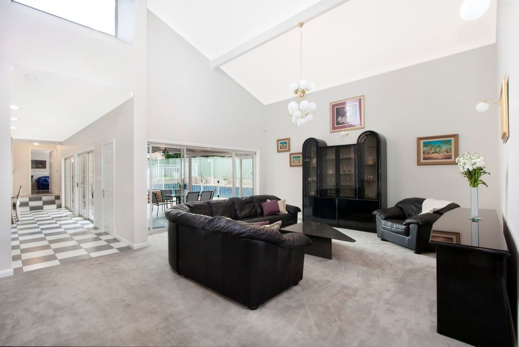 74 Heysen Street, Abbotsbury, NSW 2176