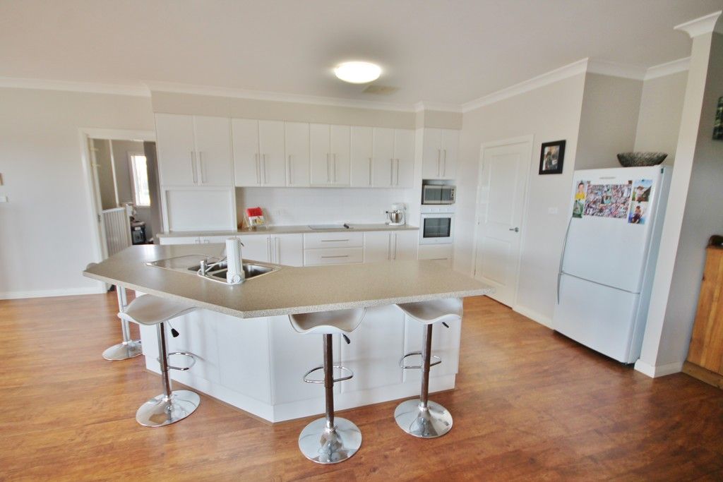 7 Petticoat Lane, YOUNG, NSW 2594