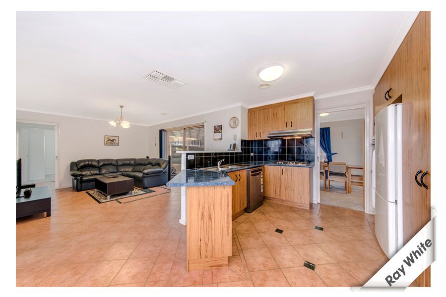 33 Tipiloura Street, Ngunnawal, ACT 2913