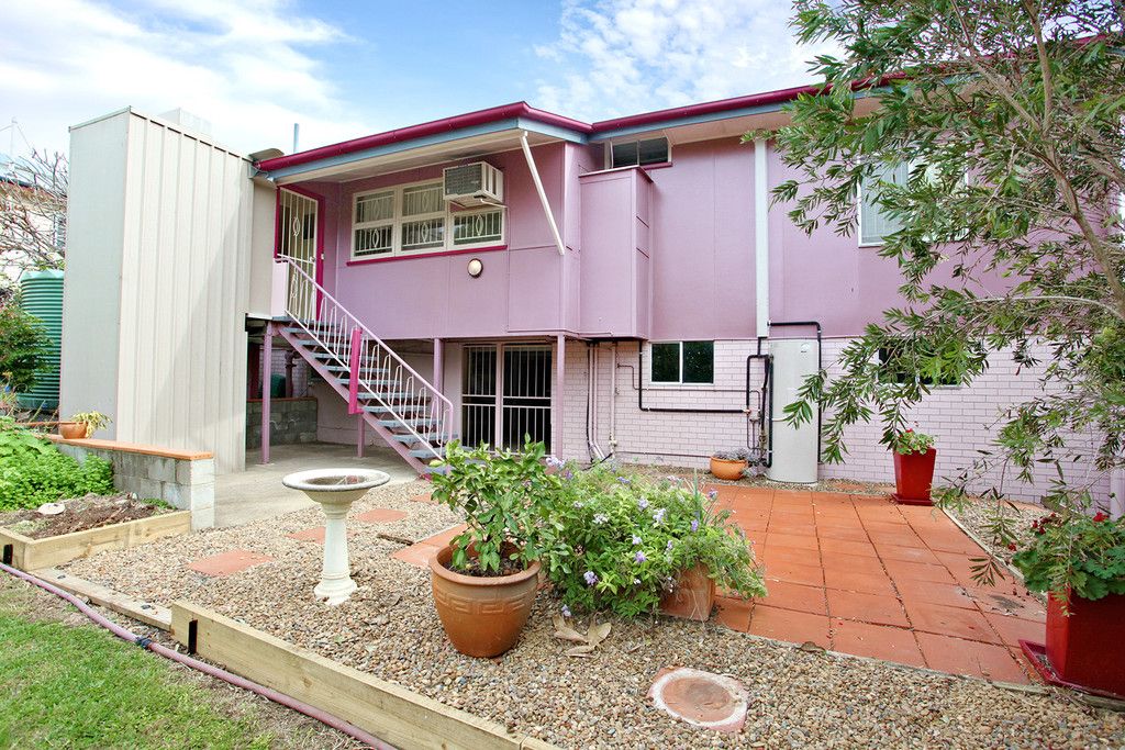 8 French Street, Booval, QLD 4304
