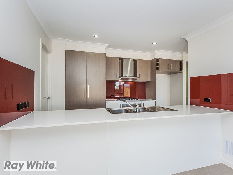 64 Mapleton Drive, North Lakes, QLD 4509