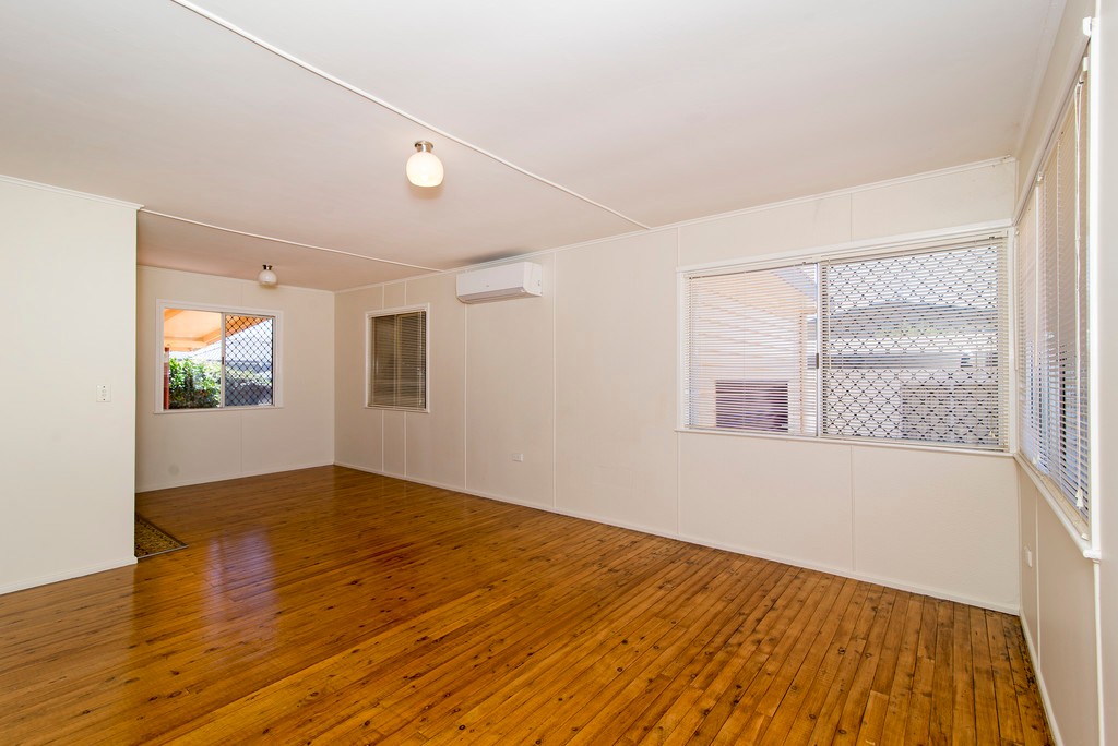 21 Cathro Street, Rockville, QLD 4350