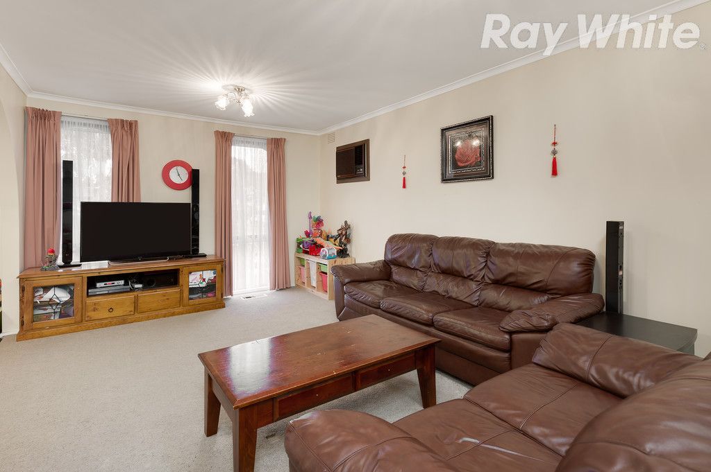 14 Blamey Avenue, MILL PARK, VIC 3082