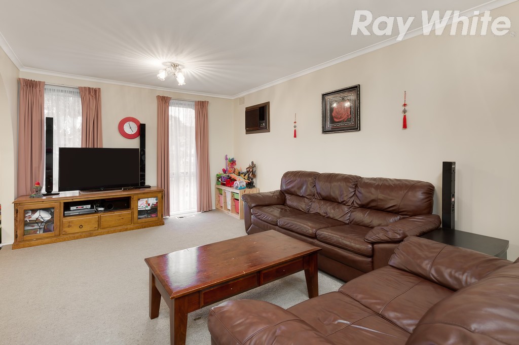14 Blamey Avenue, MILL PARK, VIC 3082