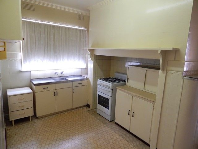 610 Gilbert Road, Reservoir, VIC 3073