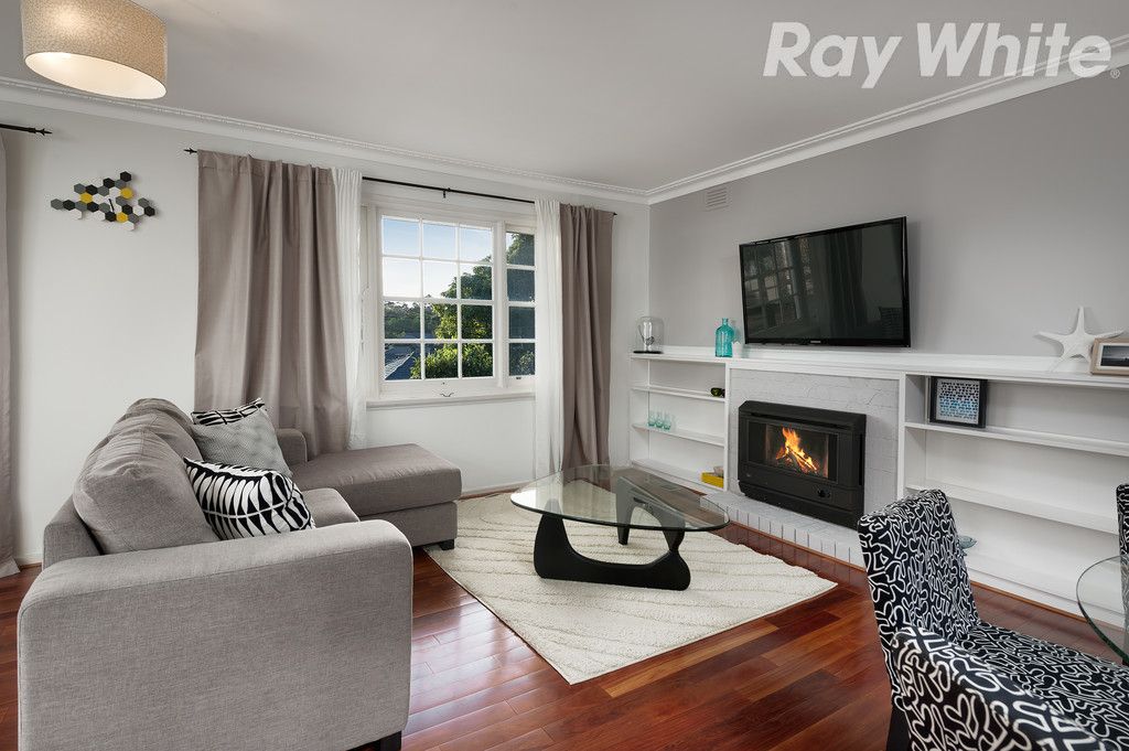 8 Ronald Court, Watsonia North, VIC 3087