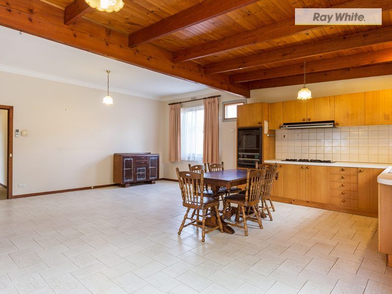 12-14 Sixth Avenue, Rosebud, VIC 3939