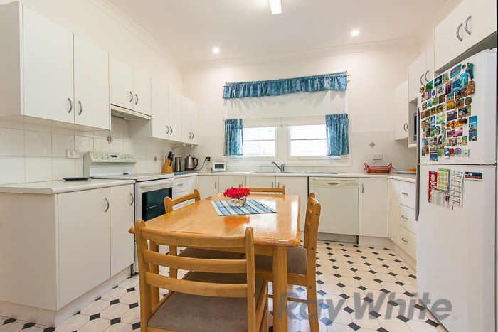 37 Meredith Street, New Lambton, NSW 2305