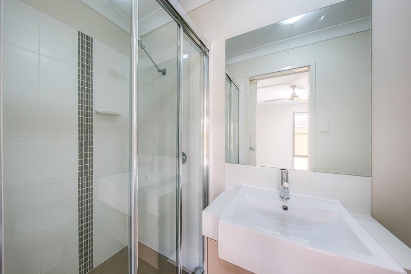 2B Sovereign Close, Brassall, QLD 4305