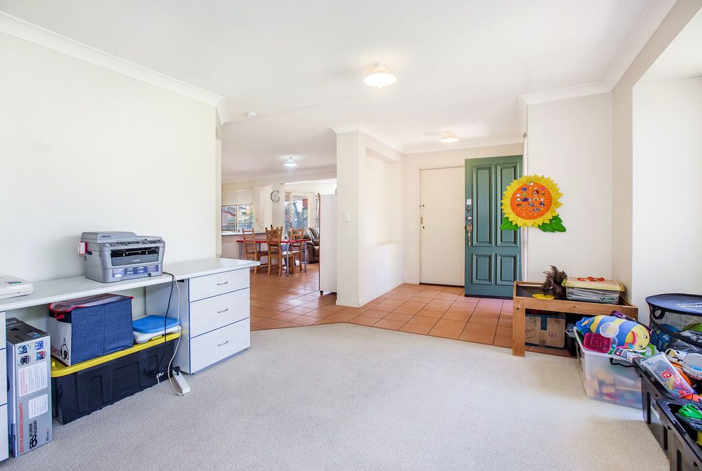 5 Orchard Place, Eight Mile Plains, QLD 4113