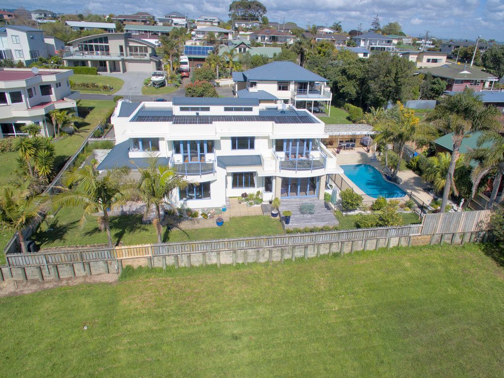 10 The Way, Beachlands, Manukau City