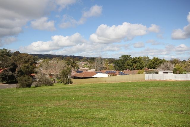 73 Daveys Road, Flagstaff Hill, SA 5159
