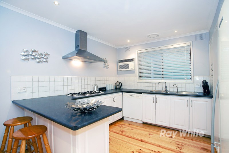10 Rotherwood Close, WANTIRNA, VIC 3152