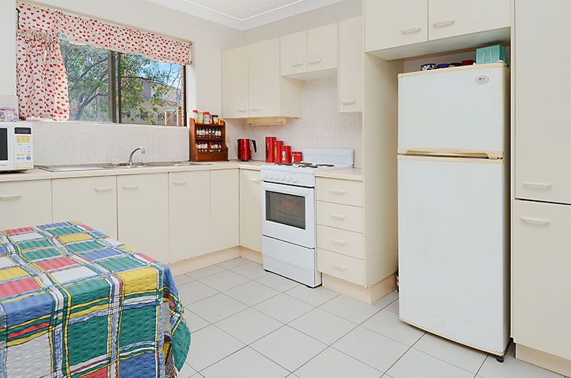 2/15 Buxton Street, Ascot, QLD 4007