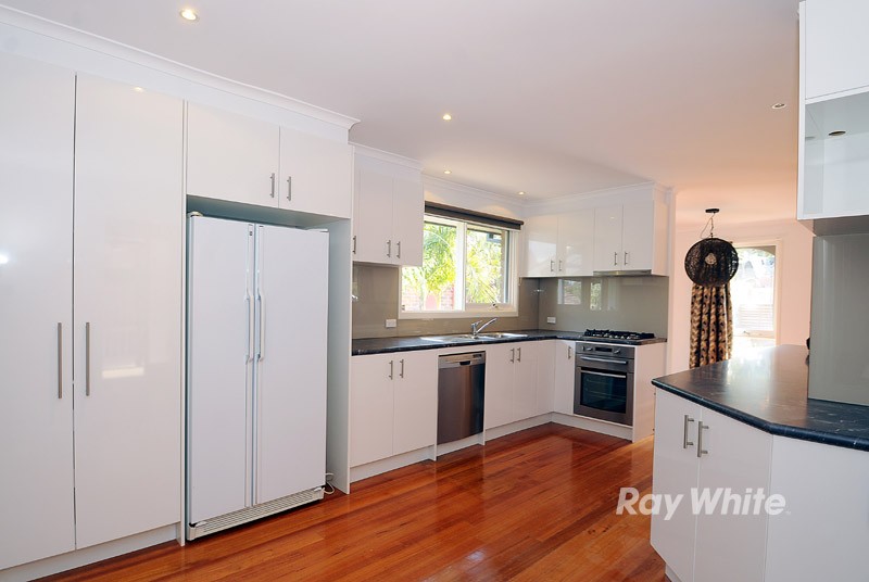 30 Mareeba Crescent, Bayswater, VIC 3153
