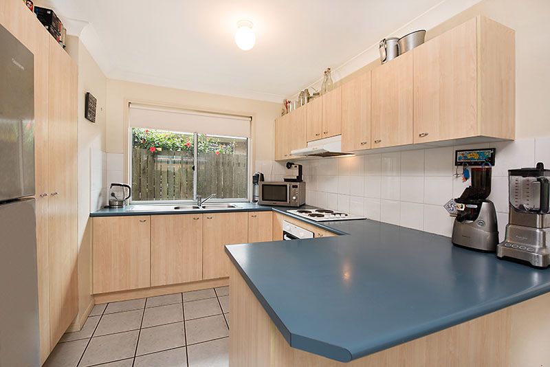 8 Honeymyrtle Court, Mountain Creek, QLD 4557