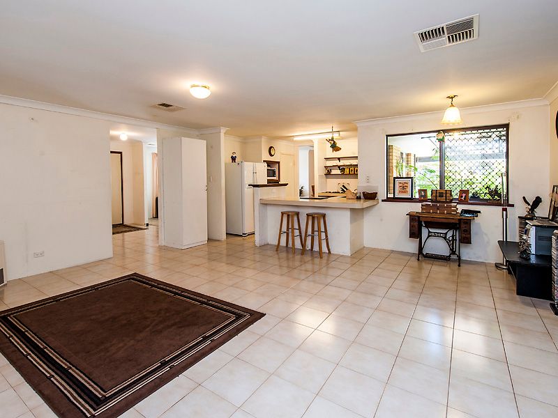 64 Donald Drive, Safety Bay, WA 6169
