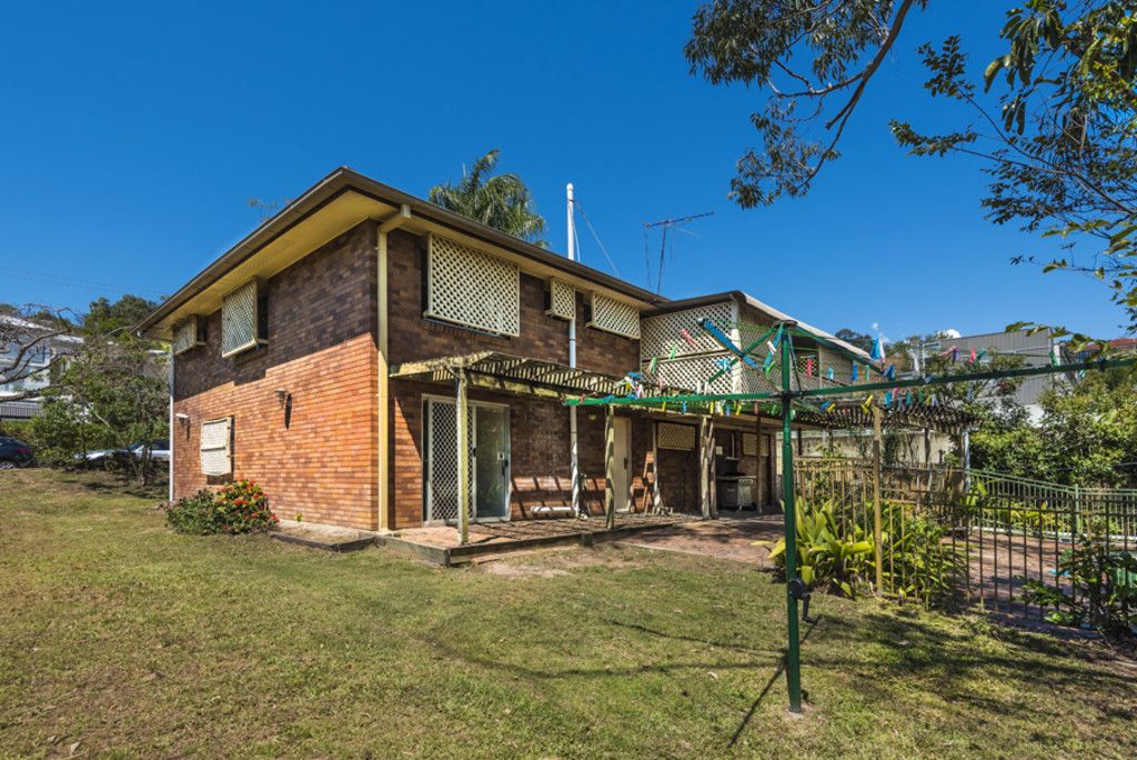 20 Lynell Street, Hamilton, QLD 4007