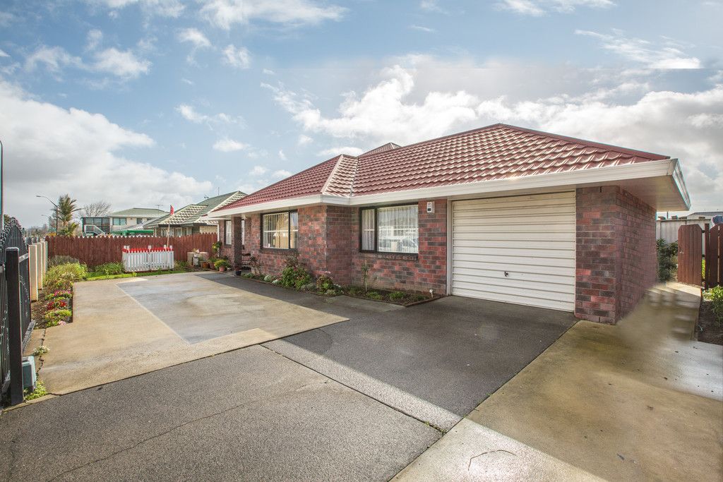 62a Robertson Road, Favona, Manukau City