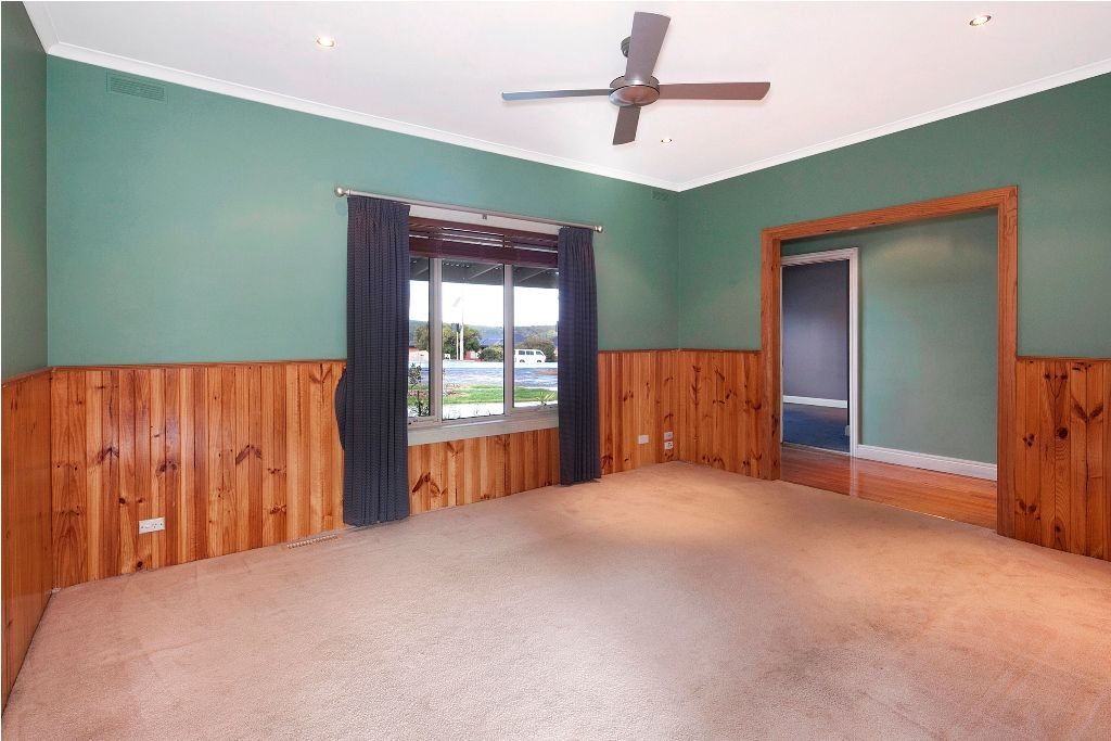 1/332a Albert Street, Sebastopol, VIC 3356