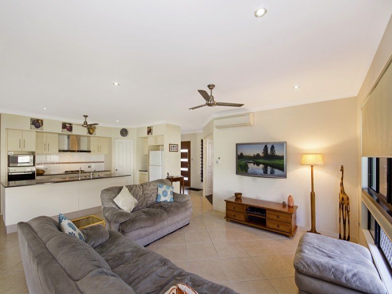 37 Shoalmarra Drive, Mount Low, QLD 4818