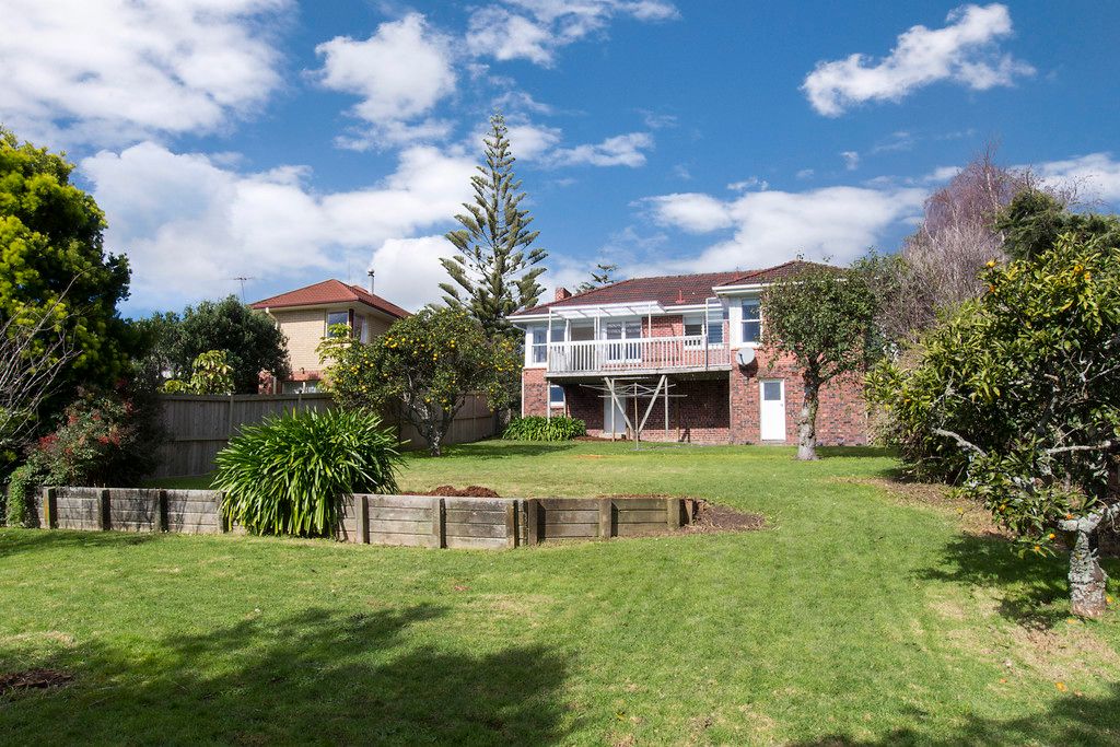 8 Mellons Bay Road, Mellons Bay, Manukau City