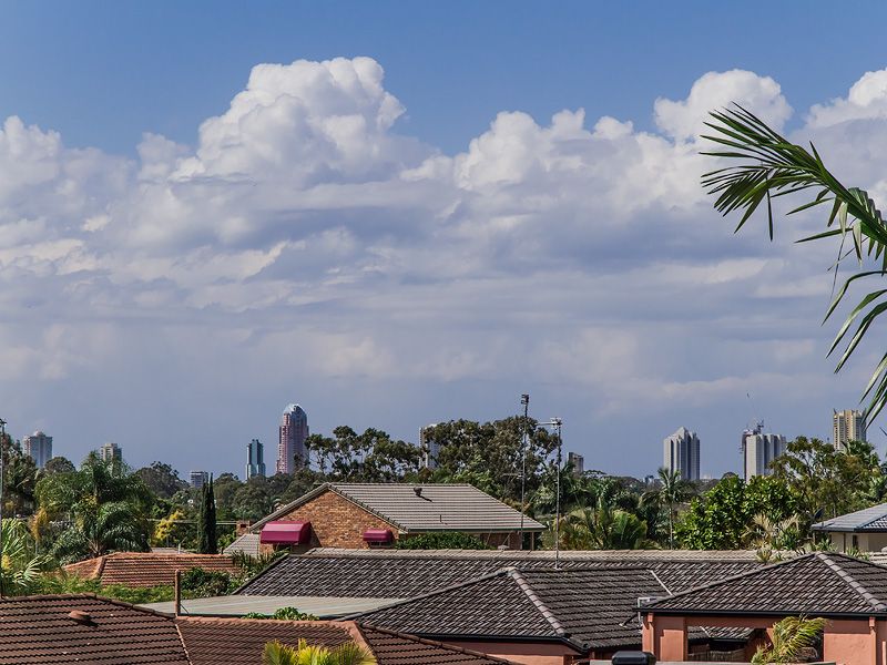 51 Lambros Drive, Benowa, QLD 4217